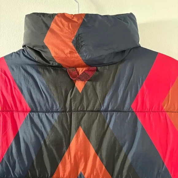 Free People Puffer Vest In a bubble Printed Vest Colorblock Print Size S NWT - Picture 13 of 17